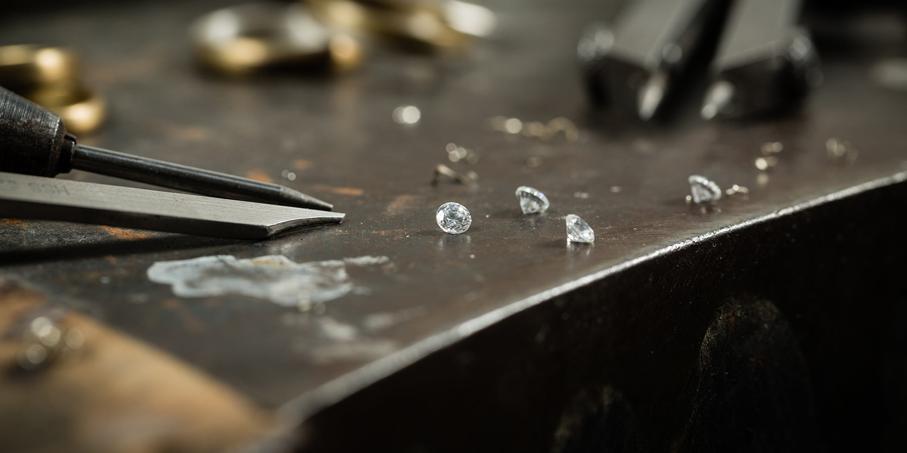 Jewellery Services - Diamond Replacement